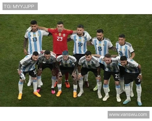 足球巨星背后的故事：揭秘球员家人对他们成功的影响与支持